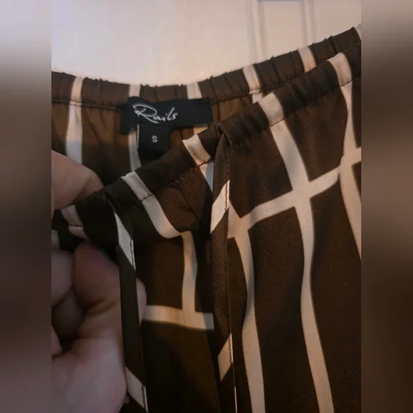 Rails Matching Set Elias Top Damani Pant Brown Line Art Size Small - Picture 16 of 16
